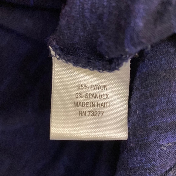 Bundle of 3 medium tops. NY and Co, INC and Apt 9. - Picture 11 of 11